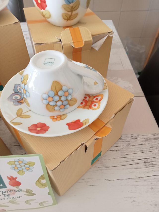 Servizio colazione 8 pezzi Thun