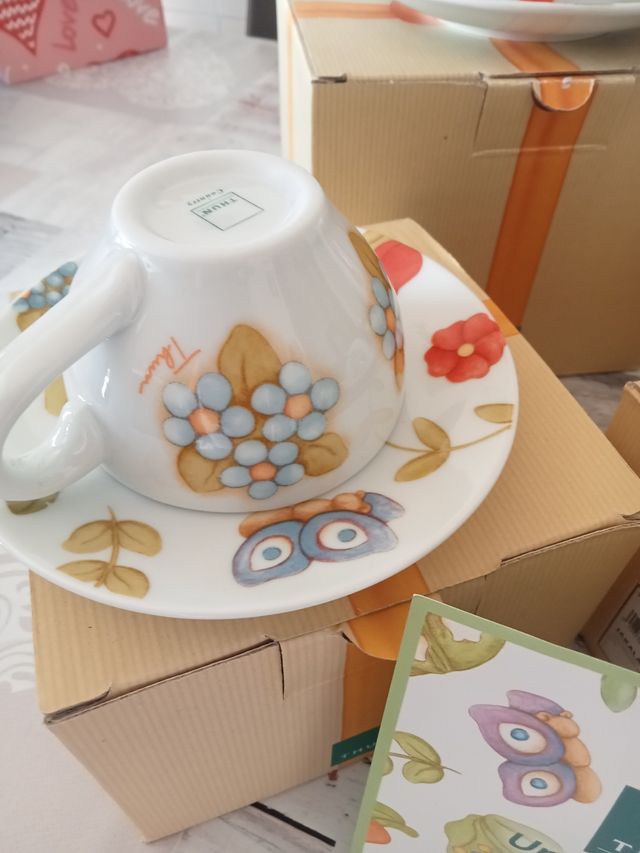 Servizio colazione 8 pezzi Thun