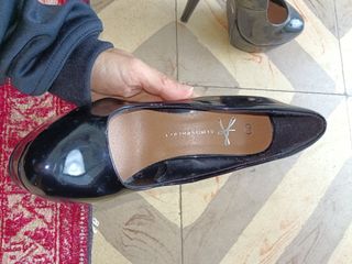 Zapatos de tacón alto negros