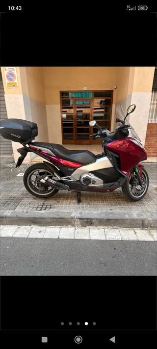Honda Integra 700 DCT 2012