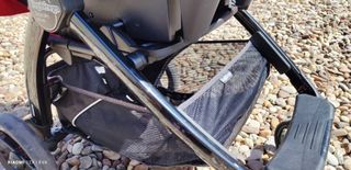 Cochecito Trío Peg Perego, base Isofix, silla gr1