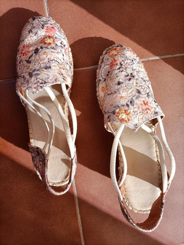 Cuñas esparto florales t. 38