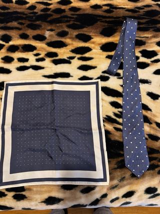 Corbata y pañuelo hombre Massimo Dutti