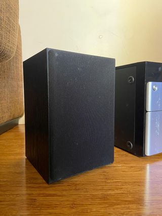 Minicadena LG Plata y Negro