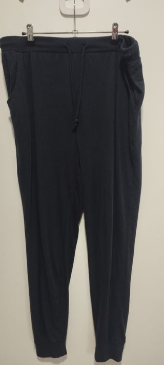Pantalón deportivo negro