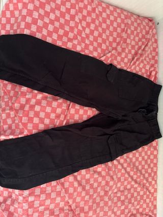 Pantaloni cargo neri Bershka