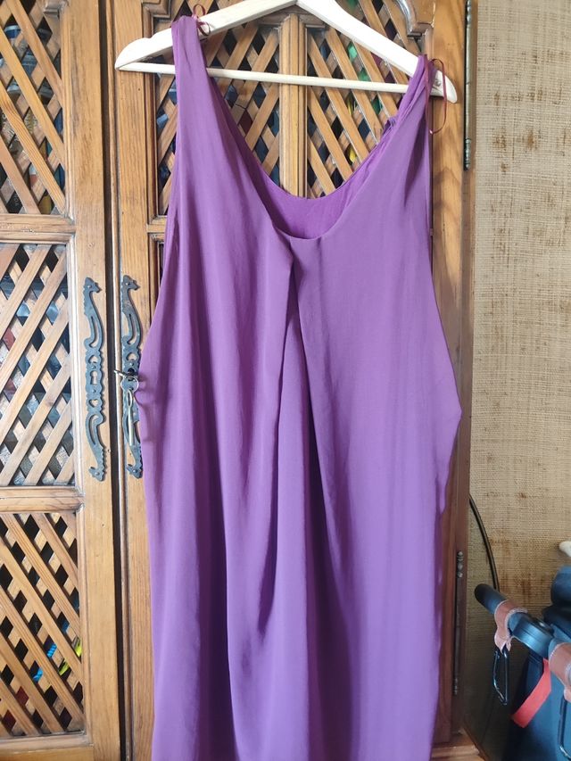 Vestido morado de verano