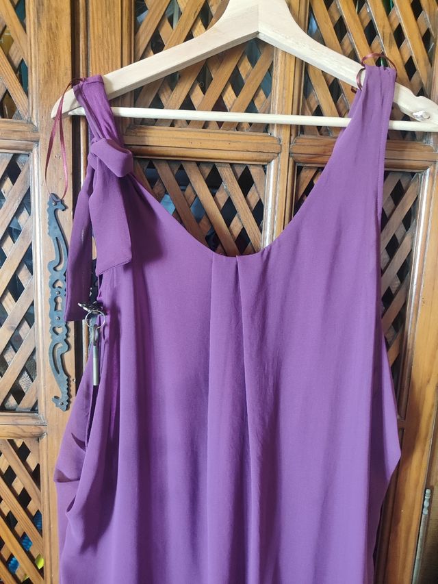 Vestido morado de verano
