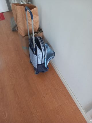 Mochila escolar con ruedas y sin ruedas