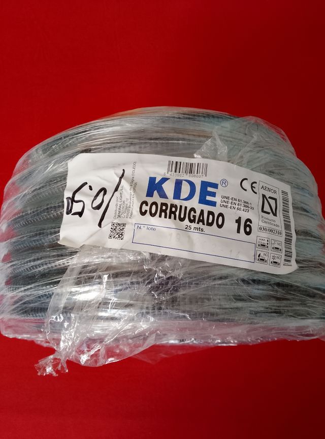 Tubo corrugado negro