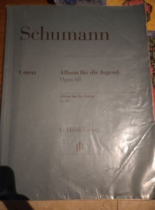 Schumann Opus 68 Urtext