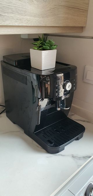 CAFETERA DELONGHI MAGNIFICA S