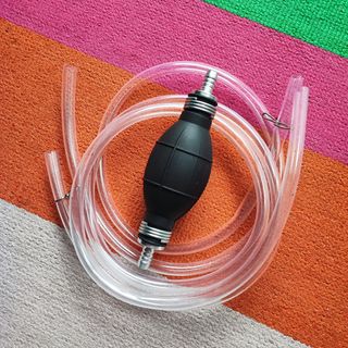 Bomba manual extractora de liquidos