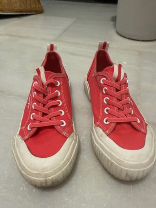 Deportivas Levi's Rojas