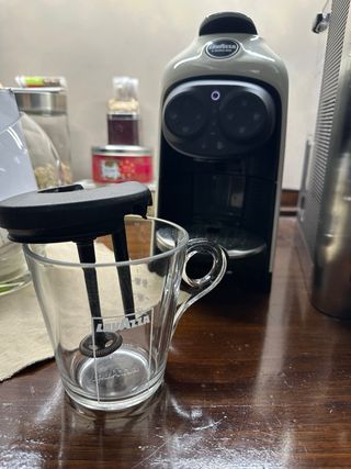 Lavazza Desea macchina caffè con cappuccinatore