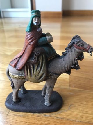 Figuras Reyes Magos en Camello. 8 cm