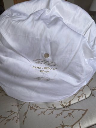 Edredón Zara Home Tacto Pluma Cama 180 