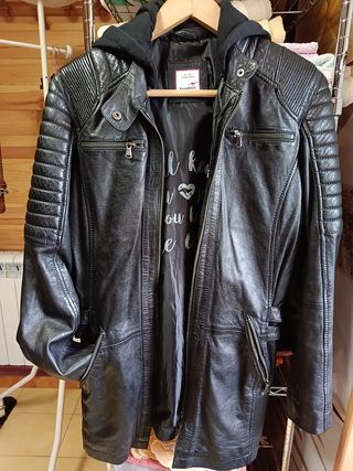 Abrigo de piel negro Kangaroos