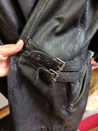 Abrigo de piel negro Kangaroos