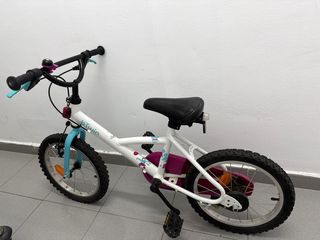 Bicicleta Infantil Btwin Blanca y Azul