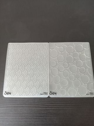 2 Carpetas de Embossing Sizzix