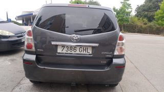 Toyota corolia Verso  2008