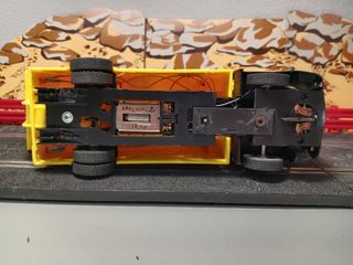 Camión Grúa Slot Artesano con luces