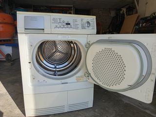 Secadora AEG Lavatherm T59800