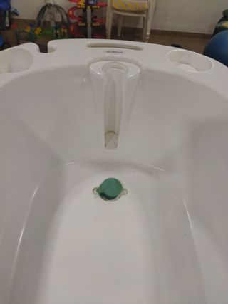 Bañera para bebé con patas