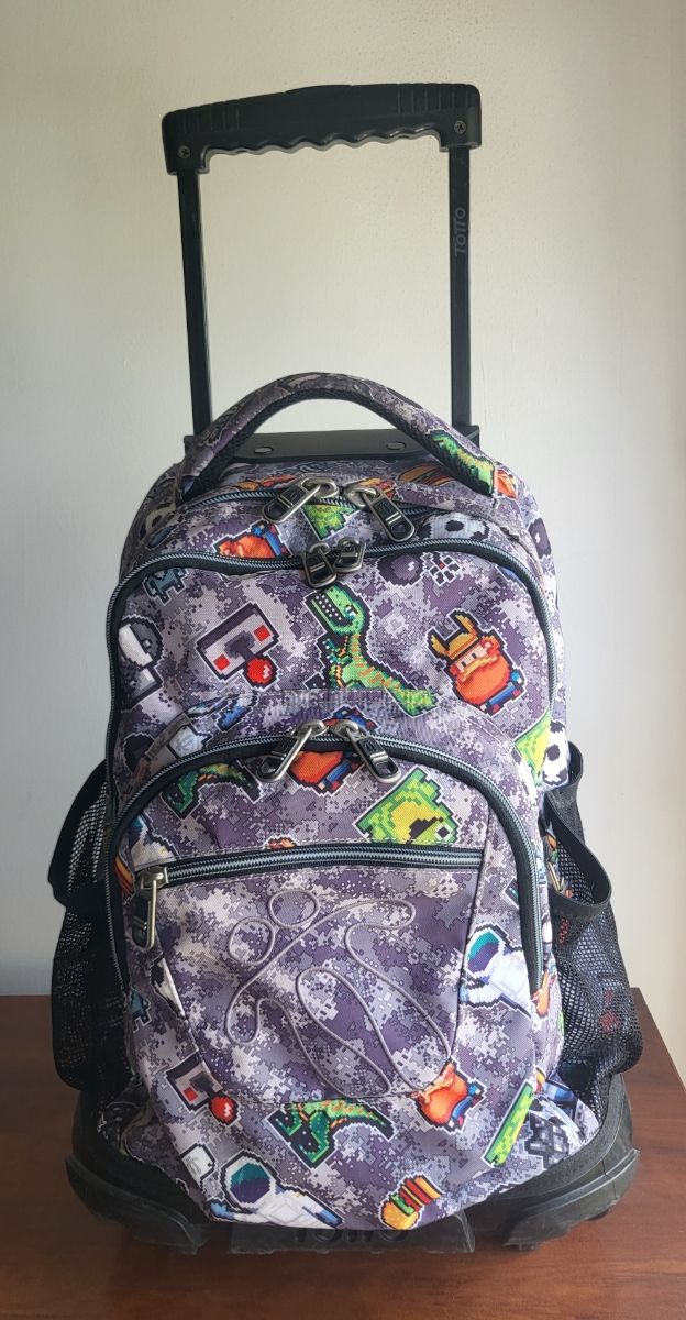 Mochila escolar con ruedas