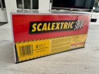 Scalextric McLaren Mercedes MP4-16 Kimi