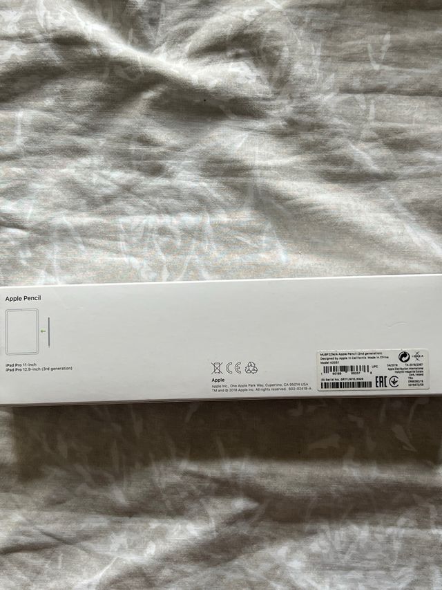 Cajas Apple: Macbook, Pencil, AirPods Pro