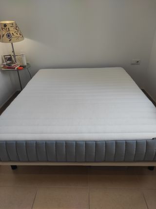 Colchón y somier tapizado IKEA 150x190
