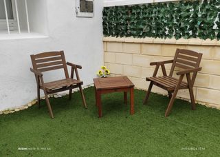 Mesa y 2 Sillas de Jardín Madera