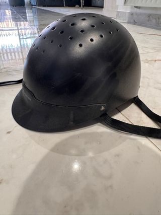 Casco de equitación negro