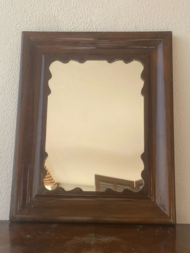 Mesa y espejo antiguo Mallorquín muy bonitos