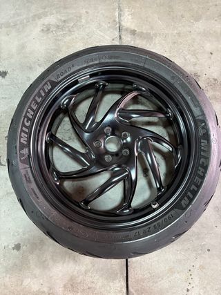 Llanta Trasera Michelin 190/55 ZR17 BMW F800S
