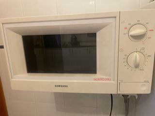 Microondas Samsung Quartz Grill G633C