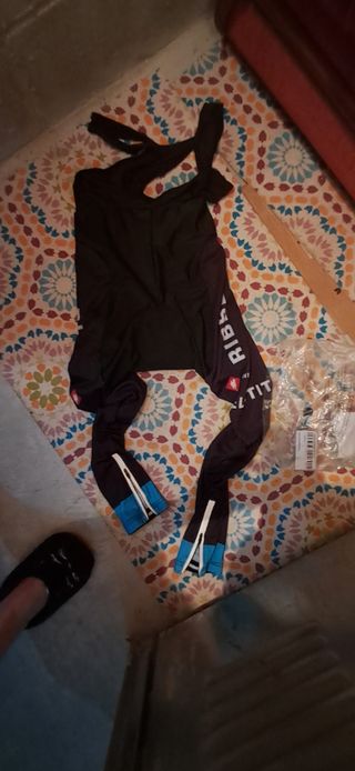 Ropa de Ciclismo Negra y Azul