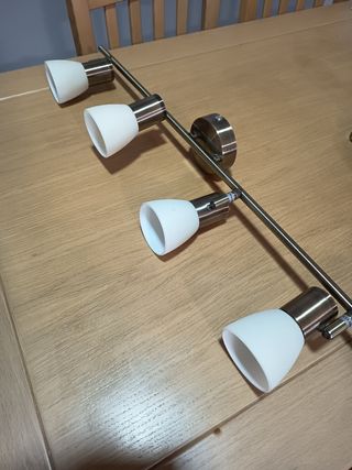 ote de lampara y tres focos nuevos