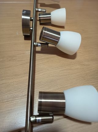 ote de lampara y tres focos nuevos