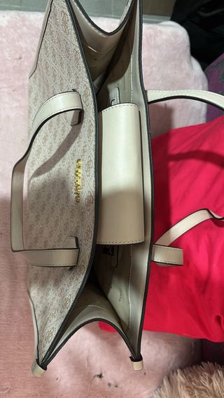 Bolso Guess Beige