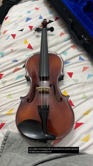 Violín 3/4 con funda, arco y almohadilla