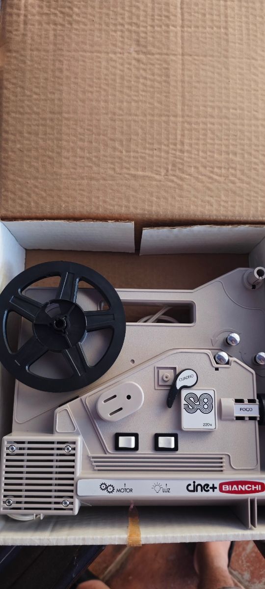 Proyector Super8 Bianchi + 3 Películas