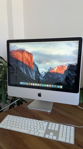iMac 24 pulgadas • 6GB RAM • 256GB SSD Plata