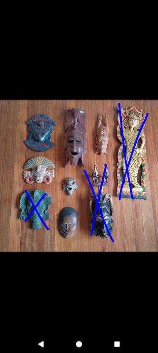 Máscaras tribales decorativas de madera y cerámica