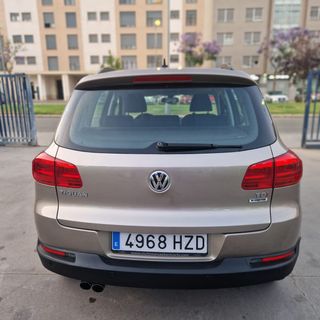 VW  Tiguan  2014