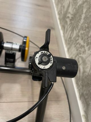 Rodillo de entrenamiento para bicicleta