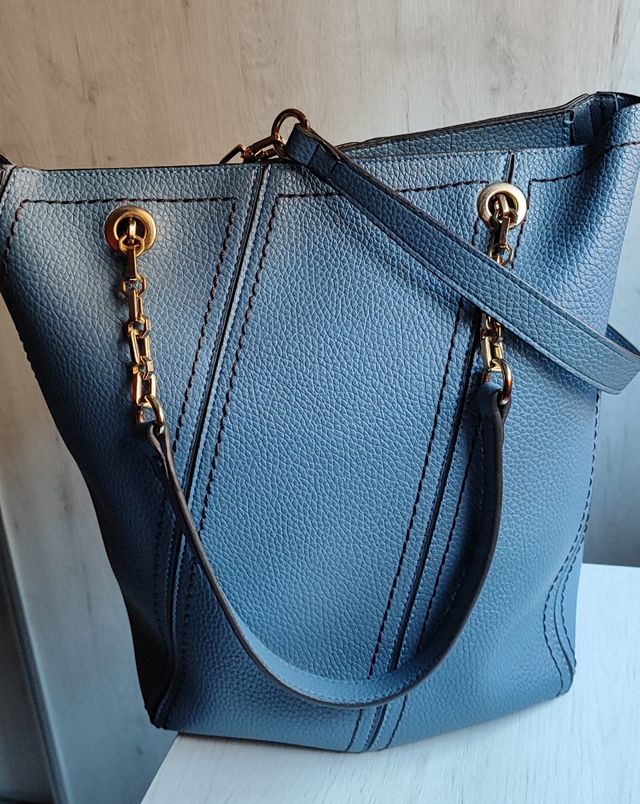 Bolso de hombro azul