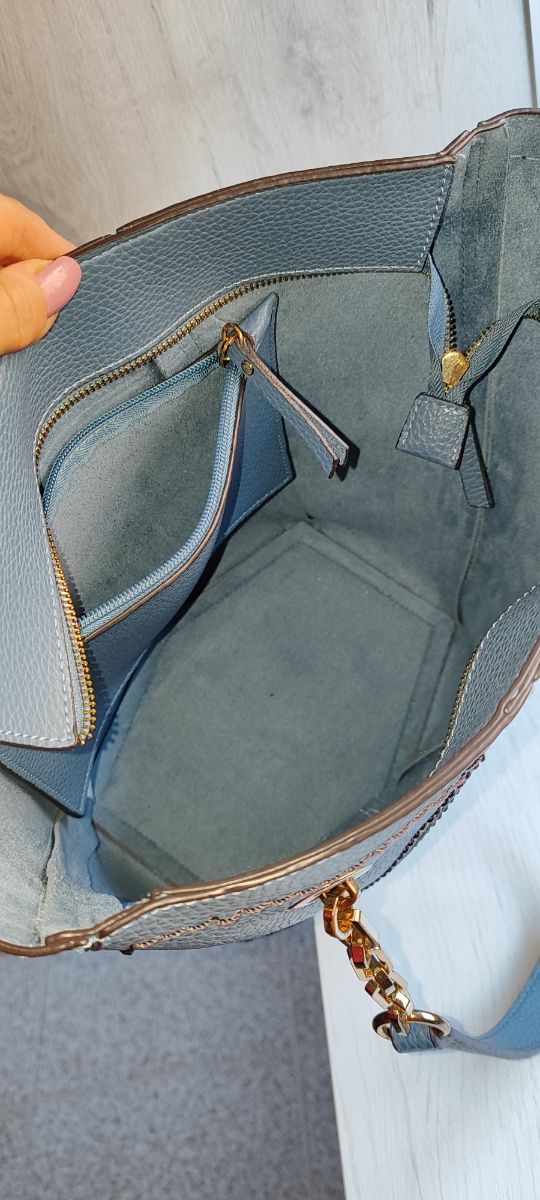 Bolso de hombro azul